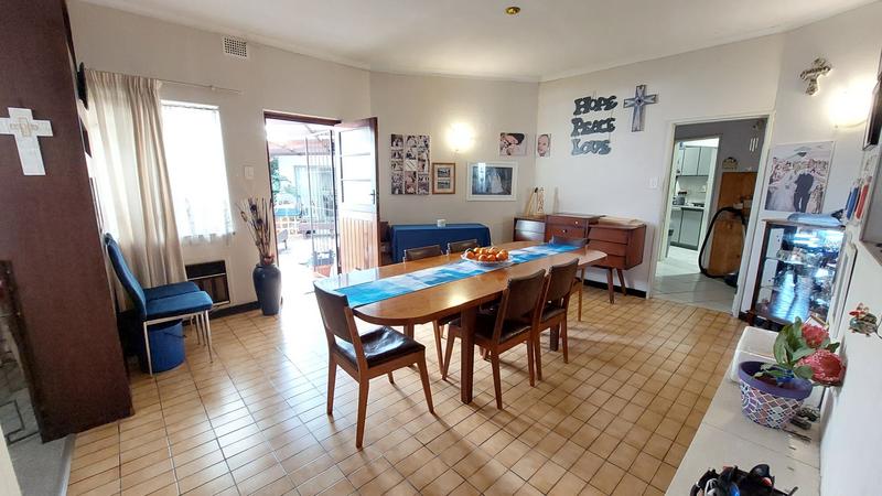 4 Bedroom Property for Sale in Chrismar Western Cape